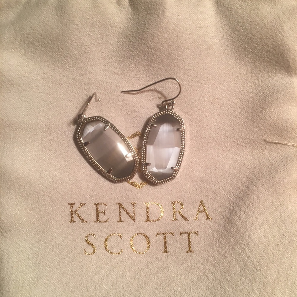 Dani Kendra Scott Earrings